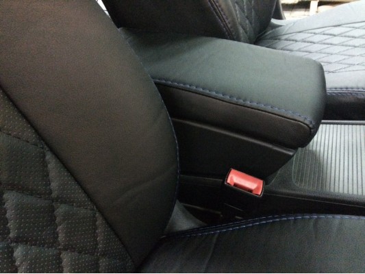 Авточехлы на Volkswagen Passat B6 Авточехлы на Volkswagen Passat B6