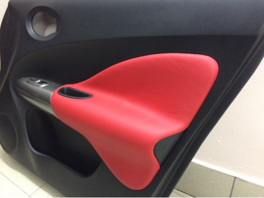 Перетяжка дверных карт Перетяжка дверных карт